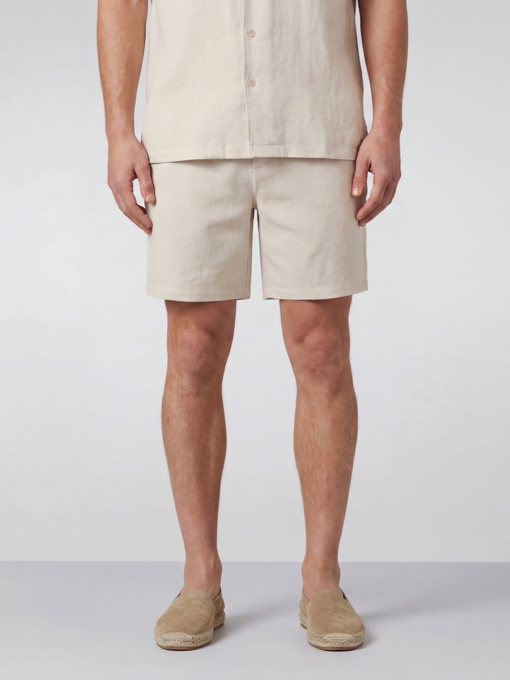 Men's Flat-Front Cream Casual Shorts